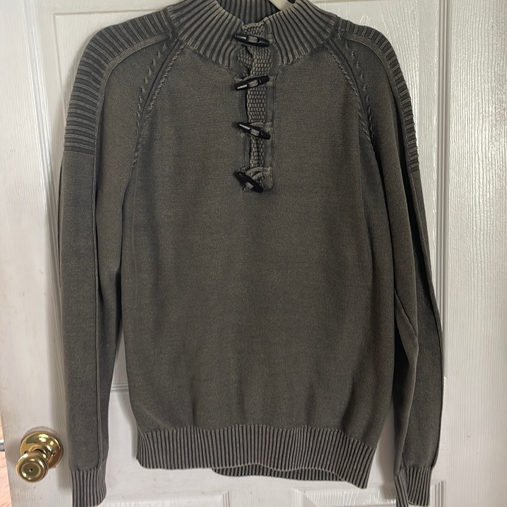 Men's Buckle Black/gray pull over sweater size large